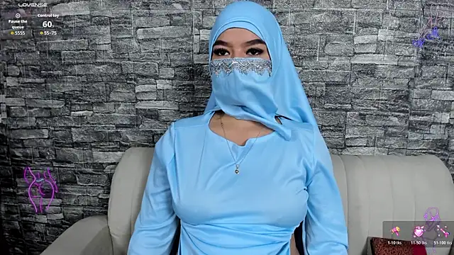 Amal Bakir online show from 10-26-25, 12:33