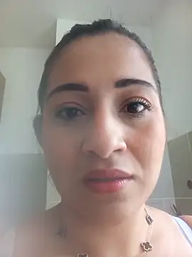 Snapshot of Alisson_Morgann chatting on 09-16-25, 01:45 Alisson Morgann online show from 09-16-25, 01:45
