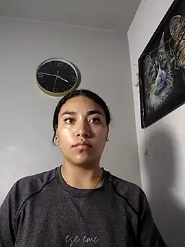 AmberGold- online show from 12-20-25, 08:50