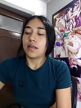 Snapshot of AmberGold- chatting on 10-11-25, 10:05 AmberGold- online show from 10-11-25, 10:05