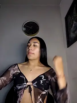 AmberGold- online show from 12-14-25, 08:42