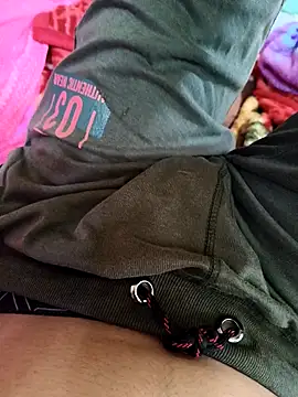 Snapshot of onlymasti00 chatting on 09-29-25, 09:05 onlymasti00 online show from 09-29-25, 09:05