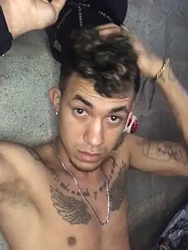 Snapshot of tattoos22 chatting on 10-27-25, 12:17 tattoos22 online show from 10-27-25, 12:17