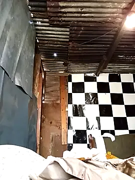 Snapshot of phumlanisanka chatting on 02-09-26, 02:15 phumlanisanka online show from 02-09-26, 02:15