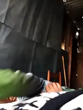 Snapshot of phumlanisanka chatting on 02-26-26, 03:34 phumlanisanka online show from 02-26-26, 03:34