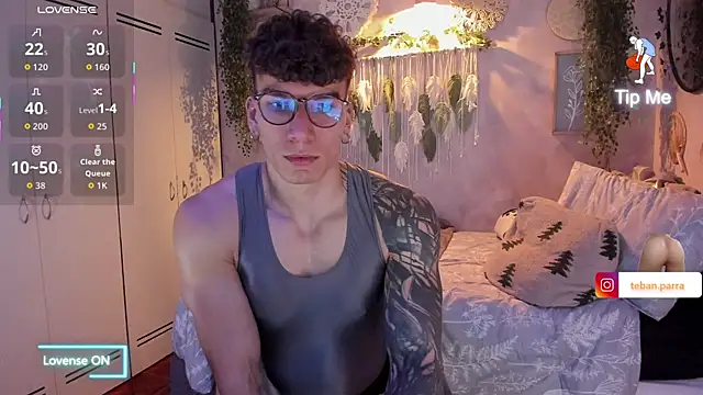 estebandi do online show from 11-30-25, 03:40