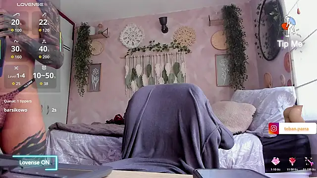 estebandi do online show from 11-14-25, 08:12