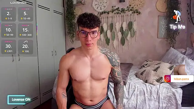 estebandi do online show from 11-30-25, 09:37