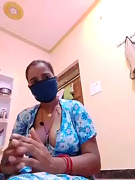 Snapshot of malteejat chatting on 10-07-25, 03:57 malteejat online show from 10-07-25, 03:57