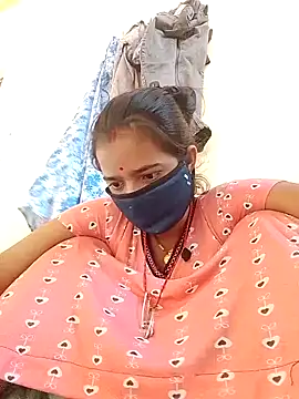 Snapshot of malteejat chatting on 10-05-25, 04:03 malteejat online show from 10-05-25, 04:03