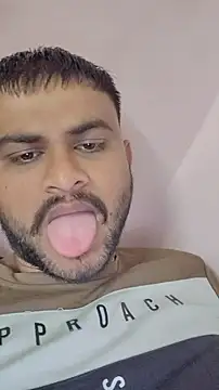 Frvgggghh online show from 03-01-26, 06:46