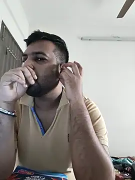 vinay smalldick online show from 12-05-25, 02:00