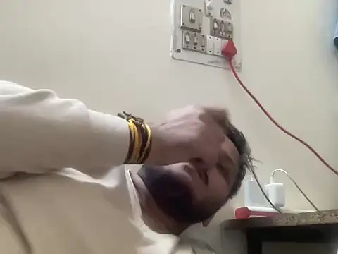 chiikuloveu online show from 12-19-25, 02:08
