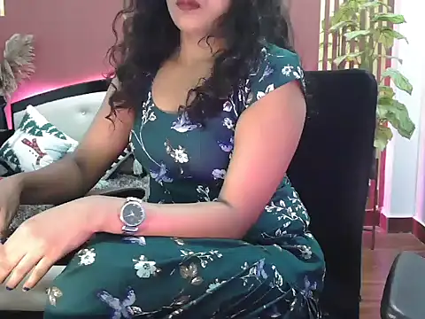 shaalu sharma online show from 10-27-25, 11:44