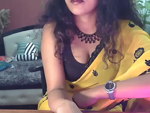 shaalu sharma online show from 11-28-25, 06:08