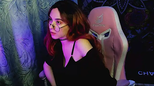 mona fly online show from 04-19-26, 06:10