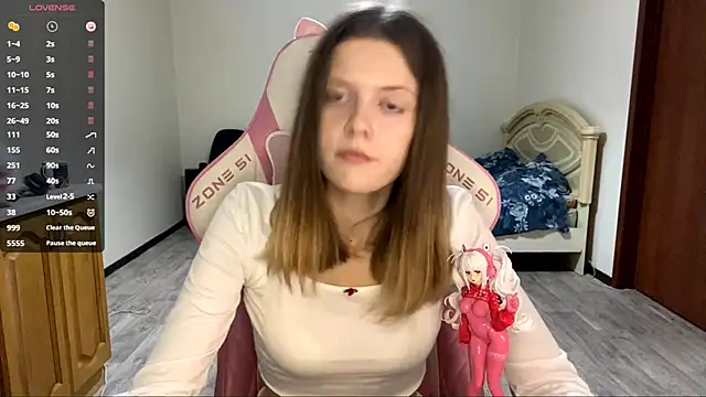 VibeQueenLucy online show from 09-21-25, 03:06