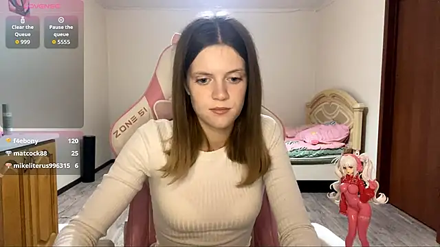 VibeQueenLucy online show from 09-17-25, 03:47