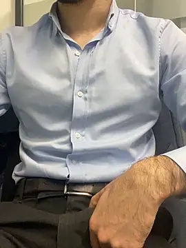 Snapshot of speddy34 chatting on 02-10-26, 06:45 speddy34 online show from 02-10-26, 06:45