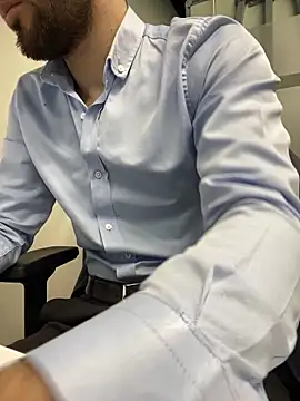 Snapshot of speddy34 chatting on 02-09-26, 06:22 speddy34 online show from 02-09-26, 06:22