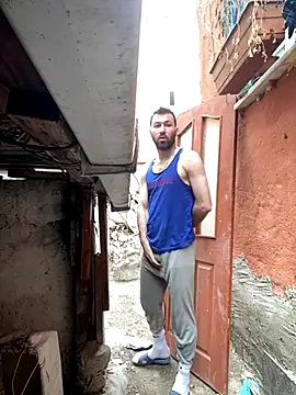 Snapshot of speddy34 chatting on 12-21-25, 09:33 speddy34 online show from 12-21-25, 09:33