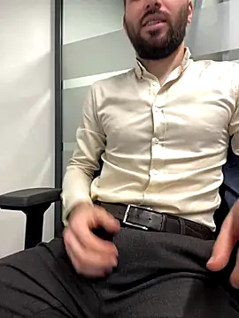 Snapshot of speddy34 chatting on 12-23-25, 07:29 speddy34 online show from 12-23-25, 07:29