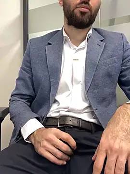 Snapshot of speddy34 chatting on 11-24-25, 06:35 speddy34 online show from 11-24-25, 06:35