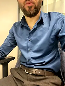 Snapshot of speddy34 chatting on 11-25-25, 06:03 speddy34 online show from 11-25-25, 06:03