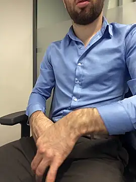 Snapshot of speddy34 chatting on 02-11-26, 07:08 speddy34 online show from 02-11-26, 07:08