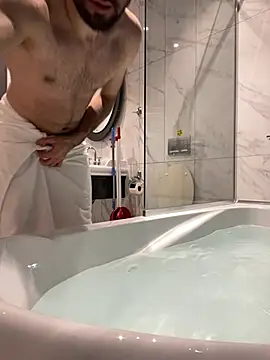 Snapshot of speddy34 chatting on 01-10-26, 10:32 speddy34 online show from 01-10-26, 10:32