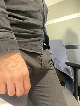 Snapshot of speddy34 chatting on 03-27-26, 07:06 speddy34 online show from 03-27-26, 07:06