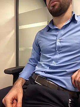 Snapshot of speddy34 chatting on 02-06-26, 06:31 speddy34 online show from 02-06-26, 06:31