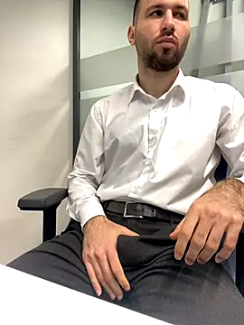 Snapshot of speddy34 chatting on 12-03-25, 07:08 speddy34 online show from 12-03-25, 07:08