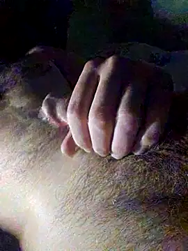 Snapshot of Loopertz chatting on 11-01-25, 04:52 Loopertz online show from 11-01-25, 04:52