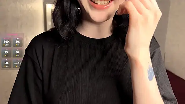 Snapshot of FakeLamb chatting on 05-18-26, 09:08 FakeLamb online show from 05-18-26, 09:08