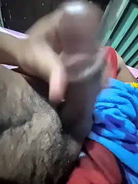 CVictorL10 online show from 11-04-25, 04:16