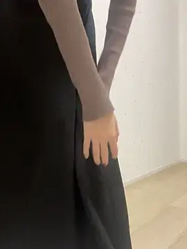 Snapshot of yayoi_jp chatting on 02-04-26, 02:12 yayoi jp online show from 02-04-26, 02:12