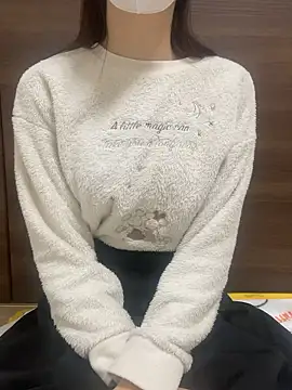 Snapshot of yayoi_jp chatting on 02-15-26, 04:39 yayoi jp online show from 02-15-26, 04:39