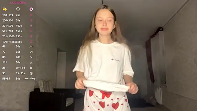 CharlynDini online show from 09-10-25, 03:11