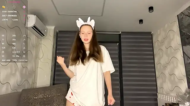 CharlynDini online show from 11-19-25, 03:12