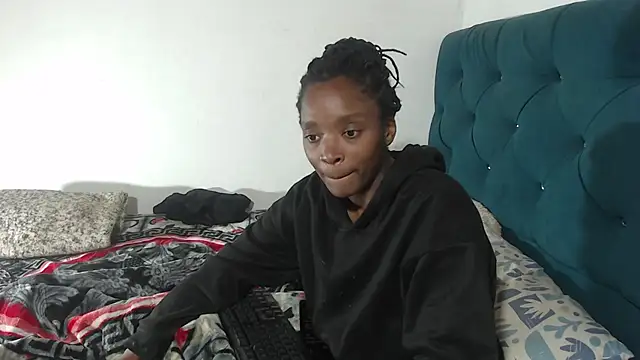 Snapshot of DAVE_NIRAK_RAN chatting on 09-14-25, 12:33 DAVE NIRAK RAN online show from 09-14-25, 12:33