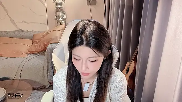 Lixinel-520 online show from 11-19-25, 01:16