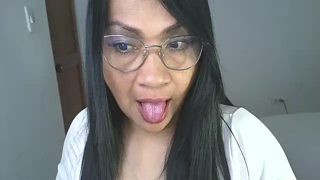 LissafeetHott online show from 10-25-25, 10:32