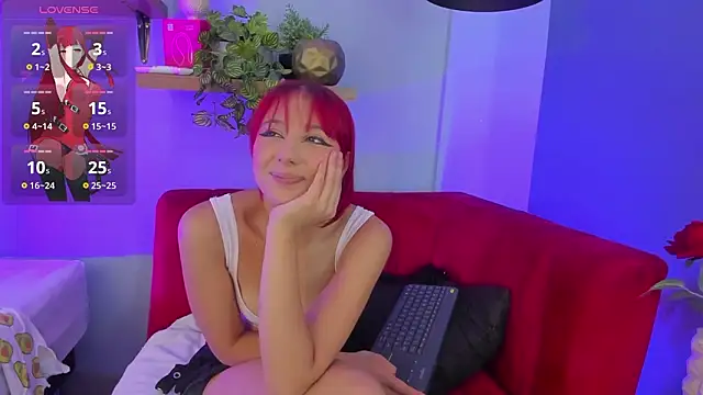 Cristalfoxy  online show from 03-11-26, 08:03