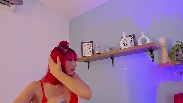 Cristalfoxy  online show from 03-13-26, 07:52