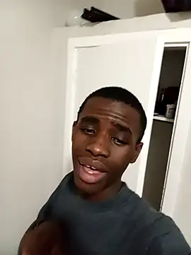 Snapshot of Vince_Favent chatting on 10-04-25, 09:49 Vince Favent online show from 10-04-25, 09:49