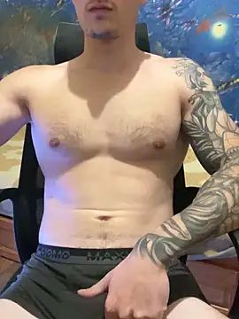 fronkie9384 online show from 11-05-25, 04:32