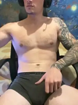 fronkie9384 online show from 11-06-25, 11:58