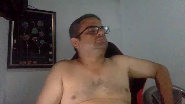 Snapshot of Katracho6969 chatting on 06-08-26, 12:38 Katracho6969 online show from 06-08-26, 12:38