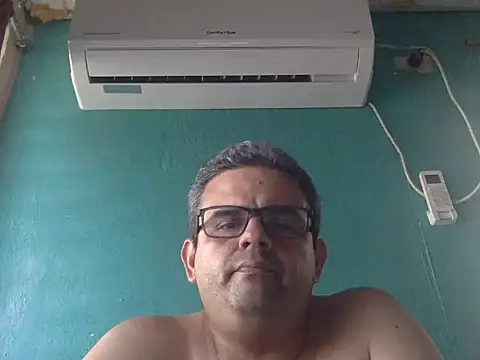 Katracho6969 online show from 12-04-25, 07:46